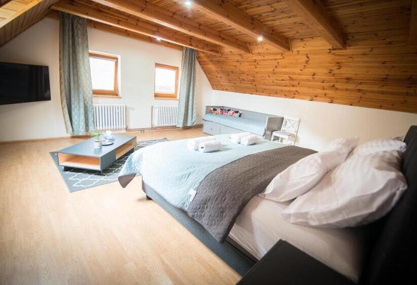 Апартаменты 1 Спальня, Villa ďumbierka   B&b, Wellness, Brewery, Ebikes
