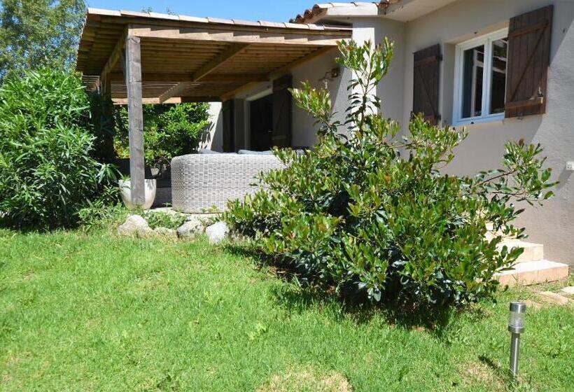 ２ベッドルームアパートメント, Résidence I Levri