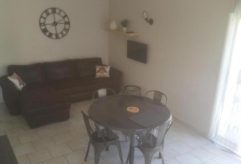 ２ベッドルームアパートメント, Résidence I Levri