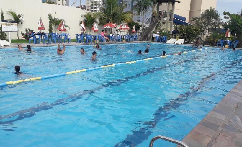 סוויטה, Golden Dolphin Grand