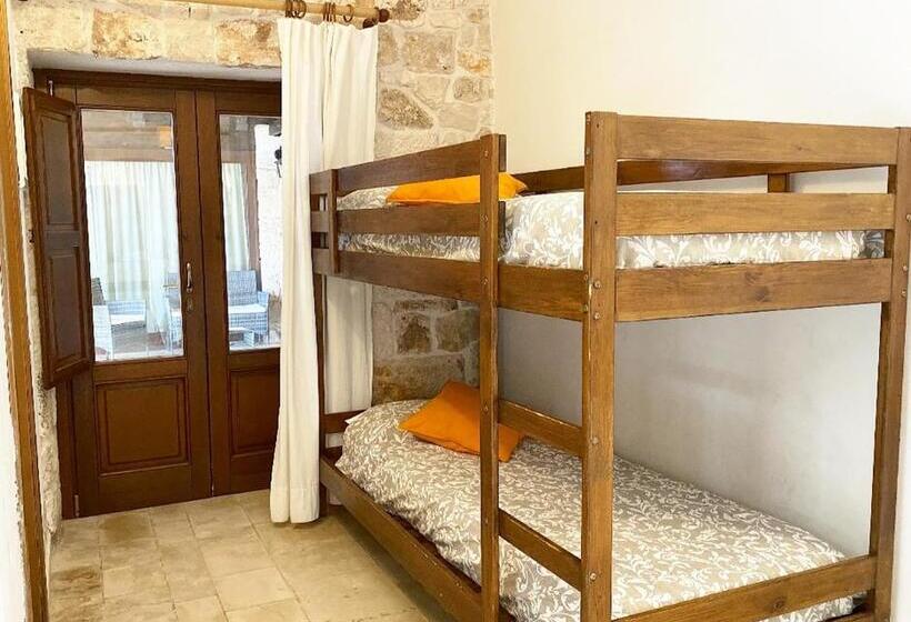 סטודיו סטנדרטי נוף לגינה, Trulli Panoramici