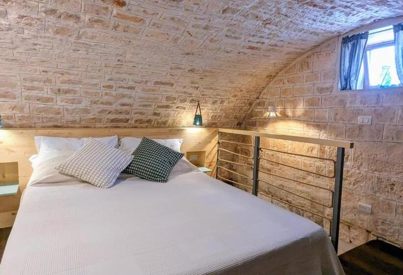 חדר משפחתי, Trulli Panoramici