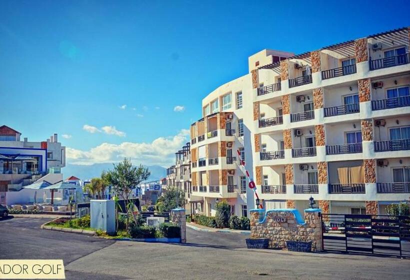 اتاق استاندارد با چشم‌انداز استخر, Mirador Golf Appart