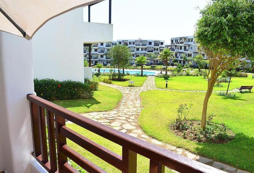 اتاق استاندارد با چشم‌انداز استخر, Mirador Golf Appart