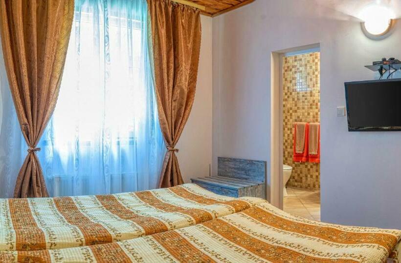 スタンダードルーム, къща за гости крушун