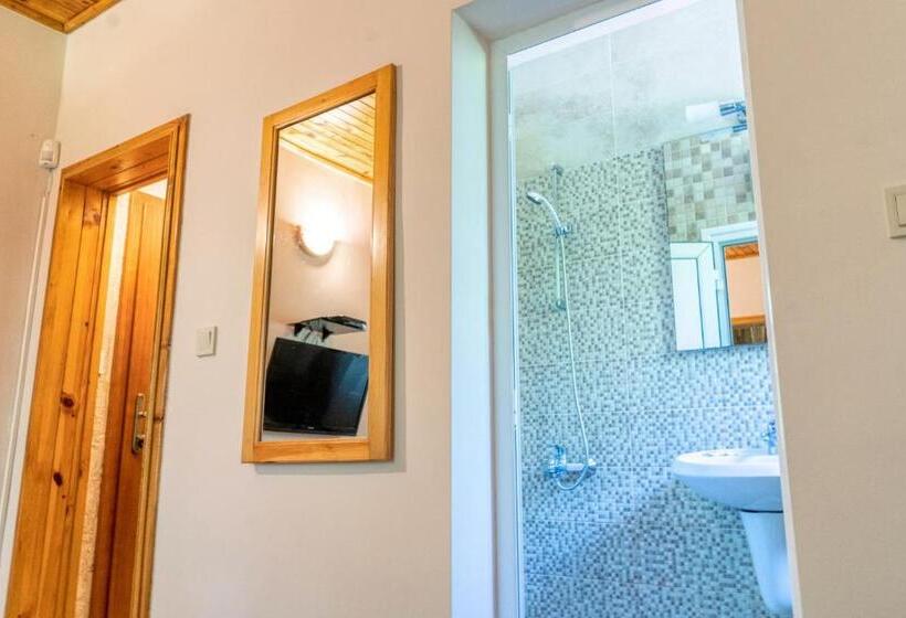 スタンダードルーム, къща за гости крушун