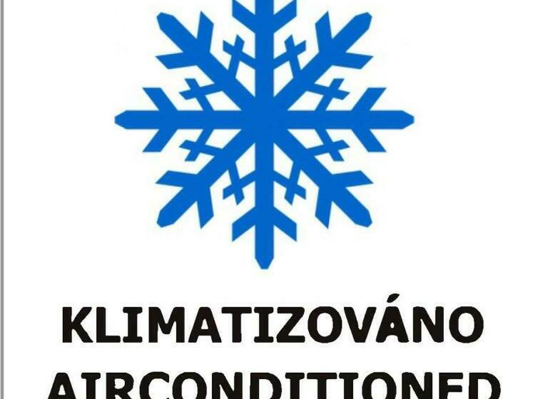 غرفة ديلوكس, 14dveří