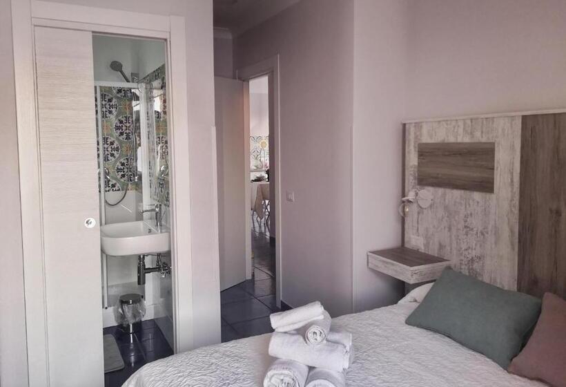 اتاق استاندارد, A Casa Di Noemi