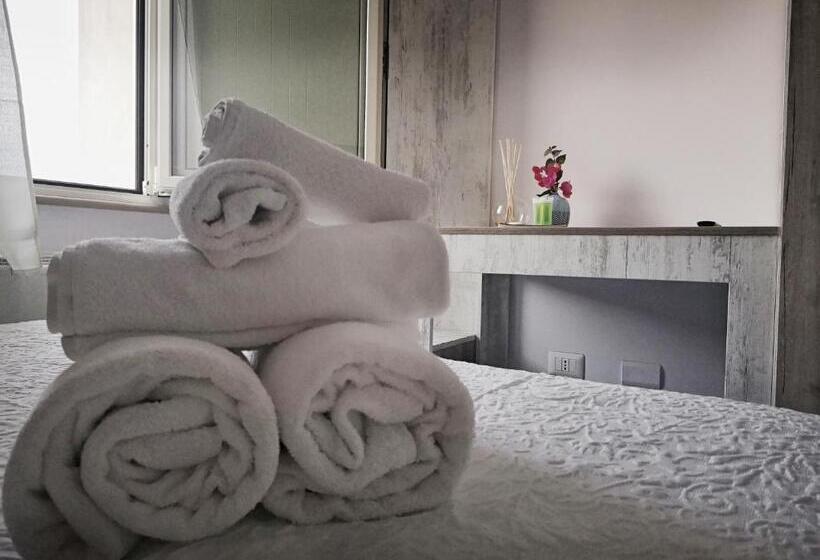 اتاق استاندارد, A Casa Di Noemi