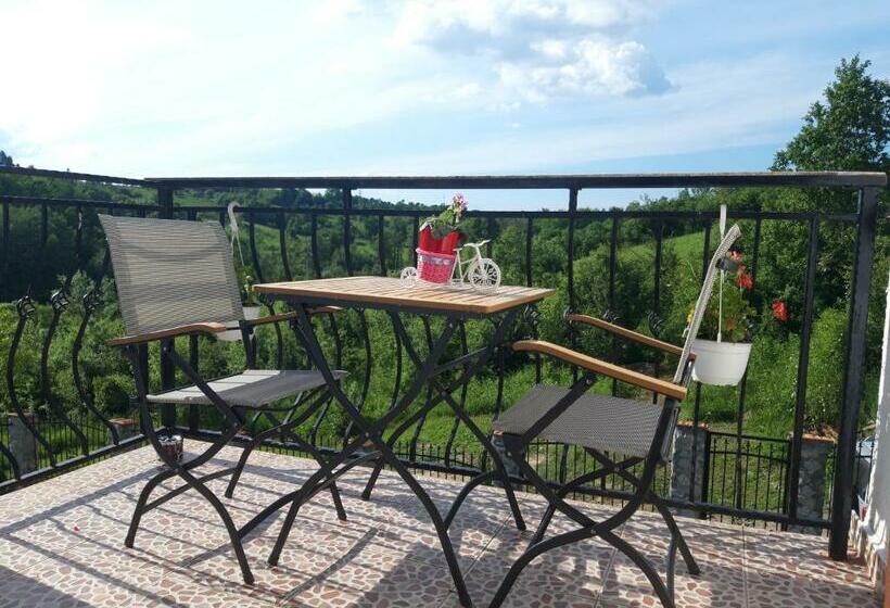 Четырехместный Номер Стандарт, Colț De Rai   Camera De Inchiriat
