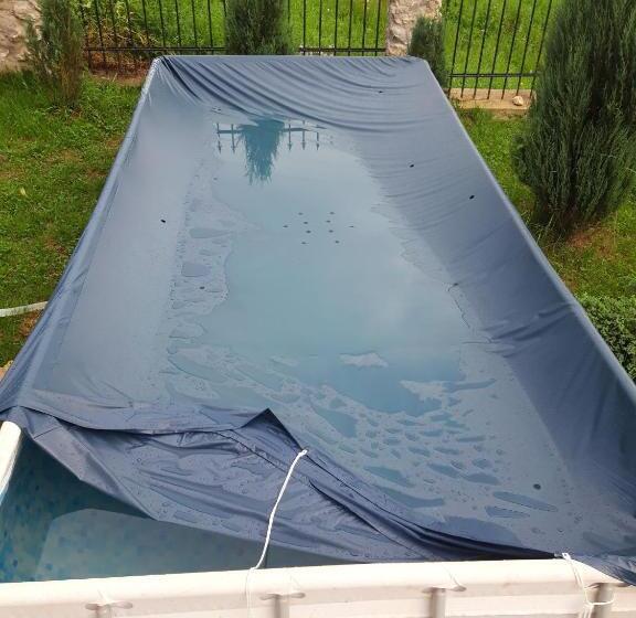 四人标准间, Colț De Rai   Camera De Inchiriat