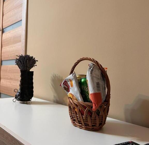 四人标准间, Colț De Rai   Camera De Inchiriat