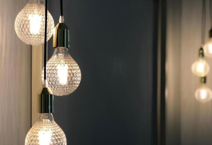 اتاق لوکس با بالکن, B&b Spigolehouse