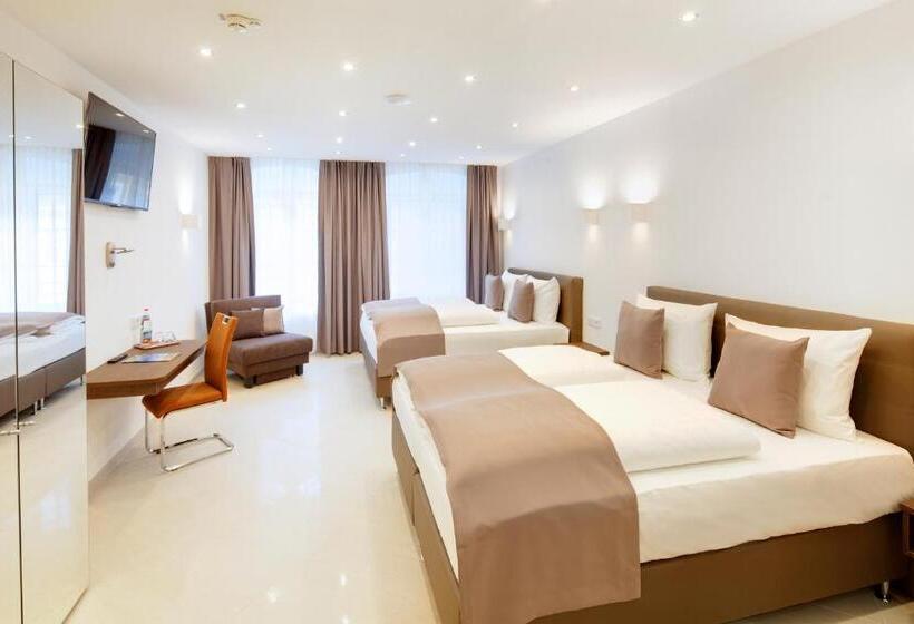 اتاق استاندارد چهار تخته, Füssen