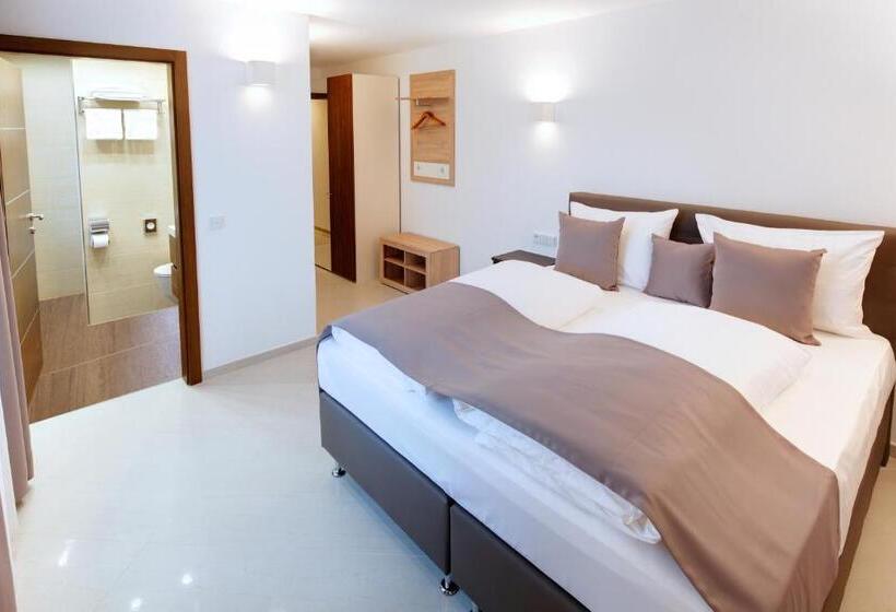 اتاق لوکس, Füssen