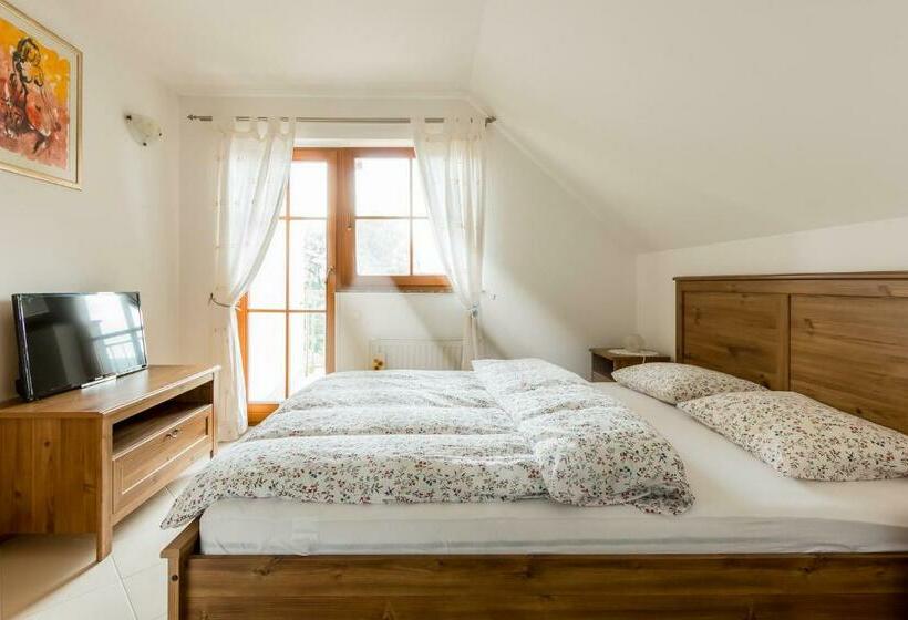 اتاق استاندارد با چشم‌انداز, Wine House Kaloh