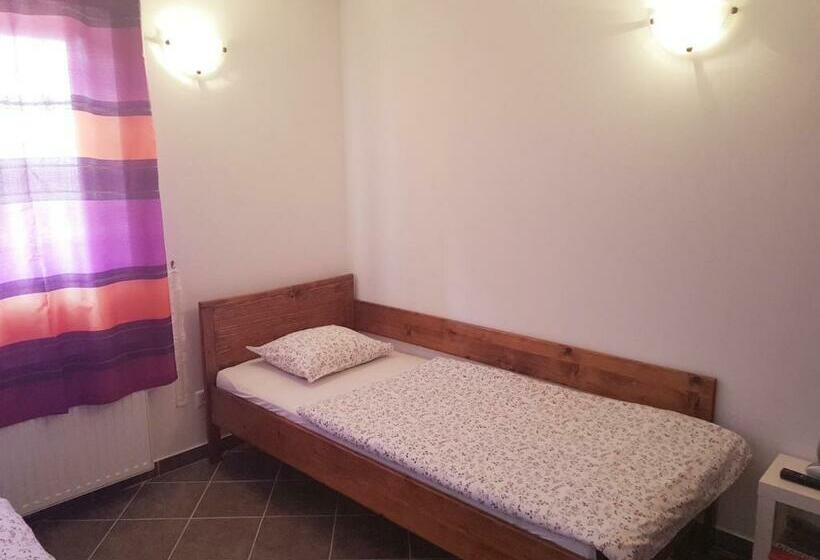 اتاق استاندارد, Wine House Kaloh