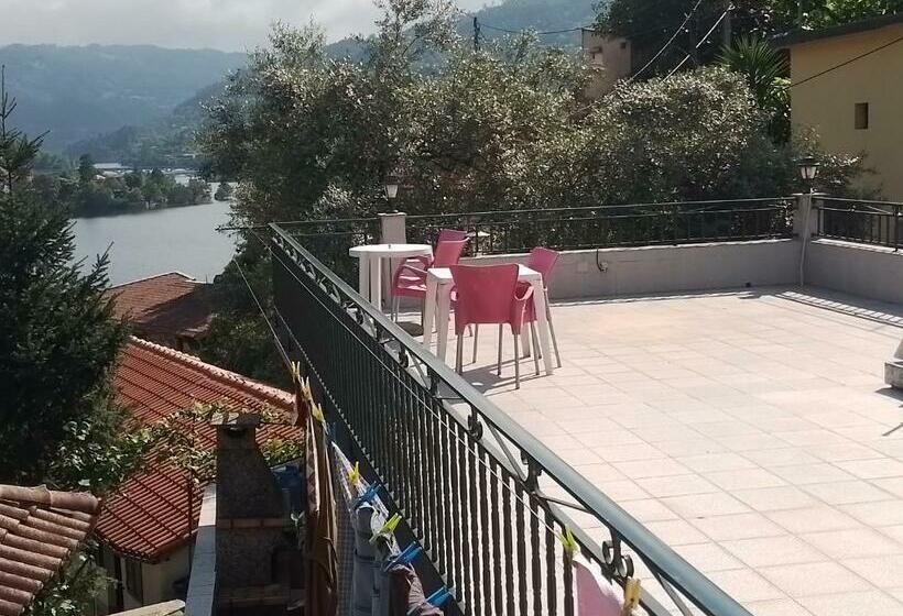 Standard Trippelrum, Casa Do Eido