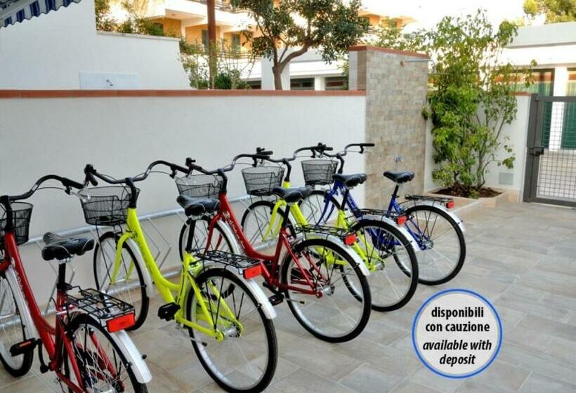 اتاق سه نفره دلوکس با چشمانداز دریا, La Perla Delle Dune