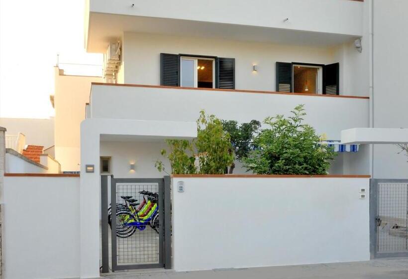 اتاق لوکس خانوادگی, La Perla Delle Dune