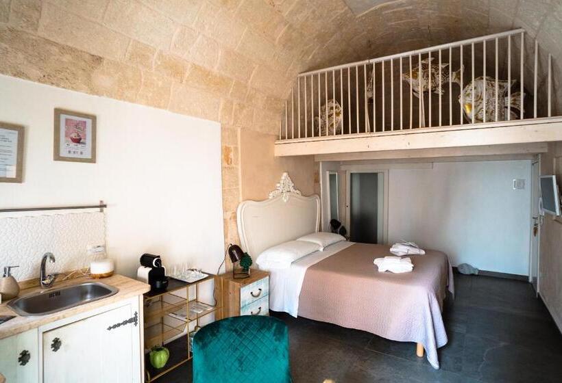 اتاق سوپریور, Le Contrade Chiasso Cafaro