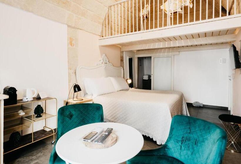 اتاق سوپریور, Le Contrade Chiasso Cafaro