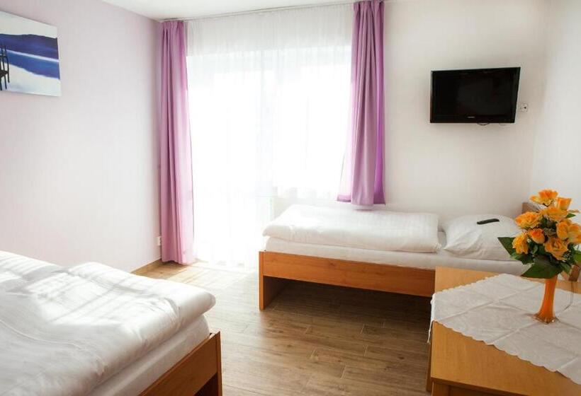 Standard Trippelrum med Balkong, Vila Sofia