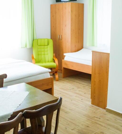 Standard Trippelrum, Vila Sofia