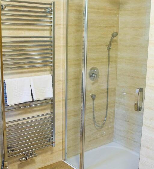 2 Sovrums Lägenhet, Vila Sofia