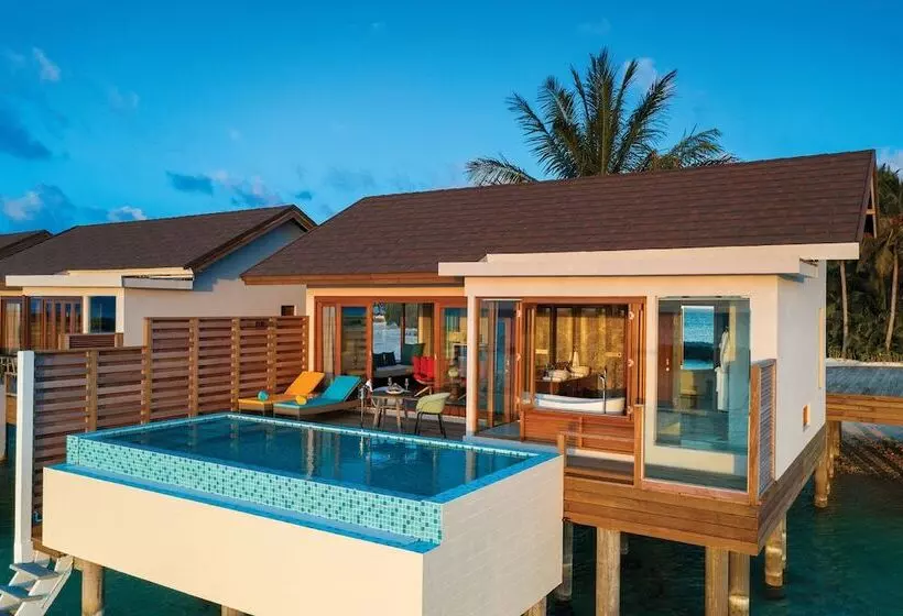 ویلای یک اتاق خوابه با استخر شنا, Atmosphere Kanifushi Premium All Inclusive With Free Transfers