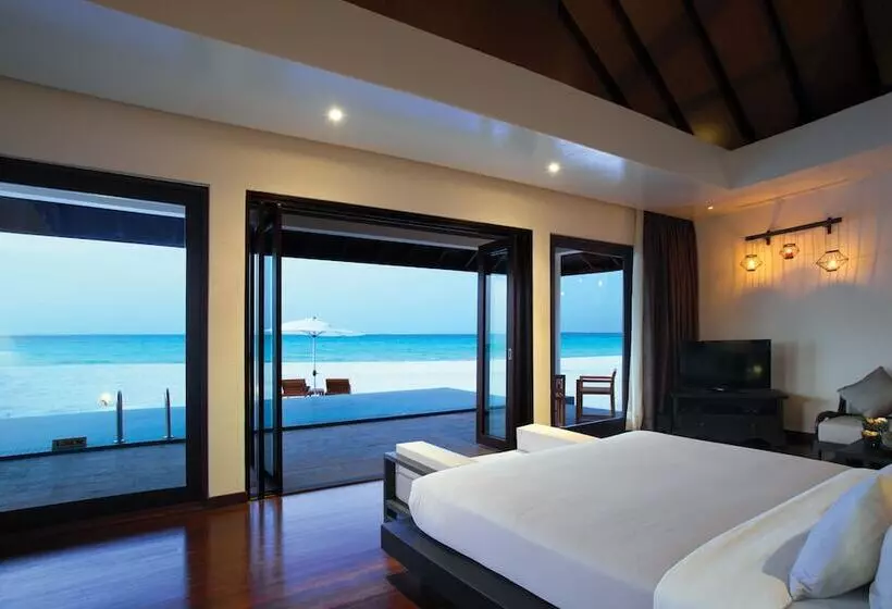 ویلای 1 خوابه, Atmosphere Kanifushi Premium All Inclusive With Free Transfers
