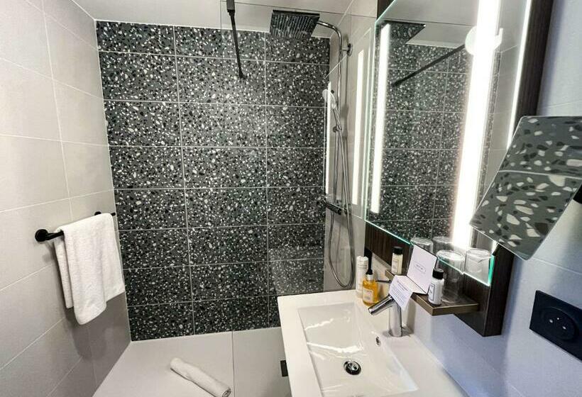 Семейный Номер, Best Western Plus L Artist