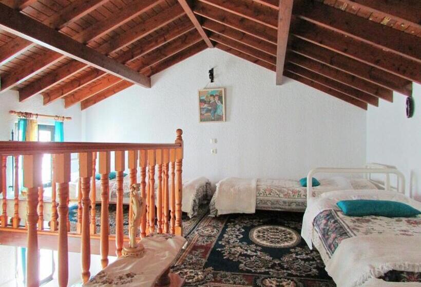 １ベッドルームアパートメント, Castellino Studios