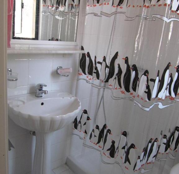 バルコニー付き１ベッドルームアパートメント, Castellino Studios