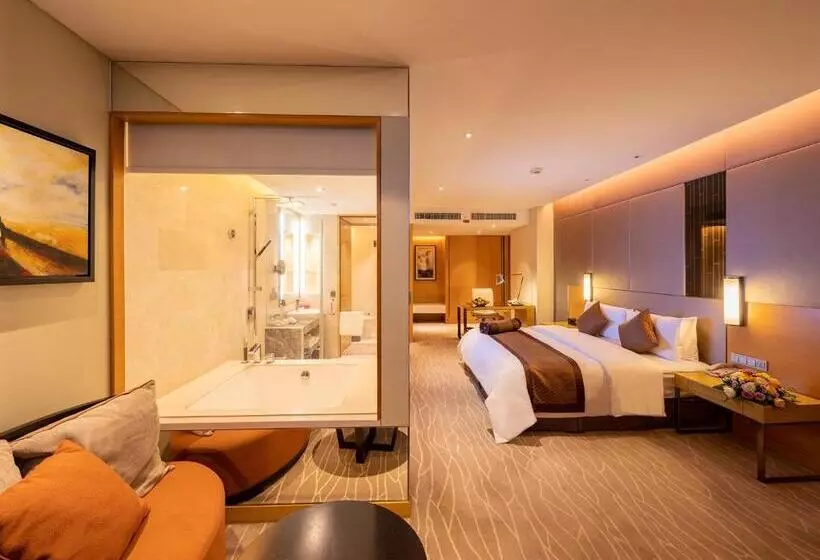 キングサイズベッドのデラックスルーム, Crowne Plaza Yangzhou, An Ihg