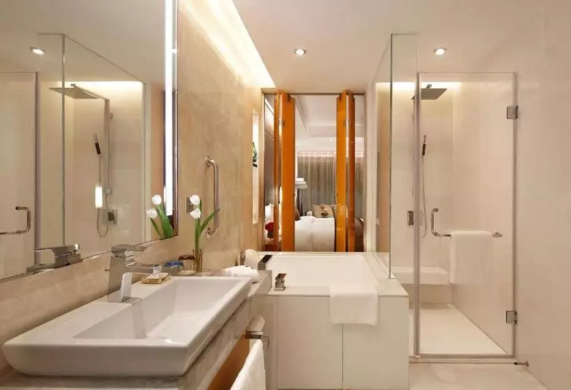 キングサイズベッドのデラックスルーム, Crowne Plaza Yangzhou, An Ihg