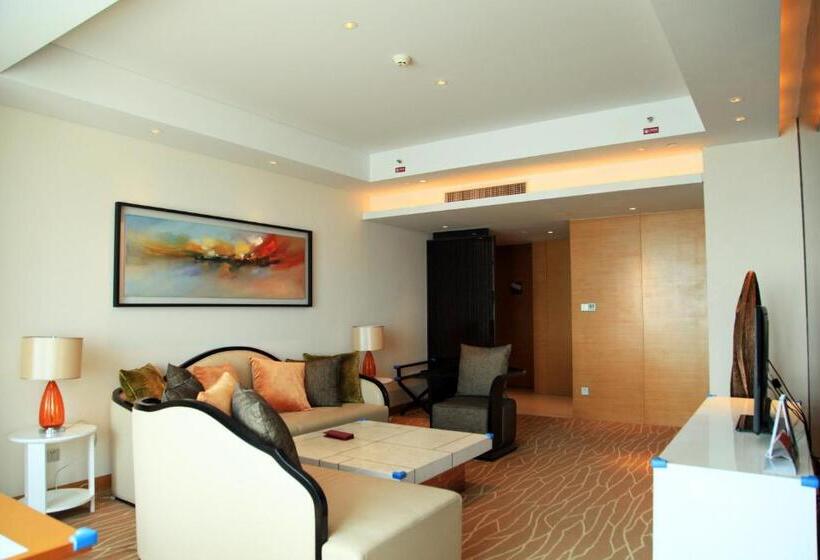 高级套房, Crowne Plaza Yangzhou, An Ihg