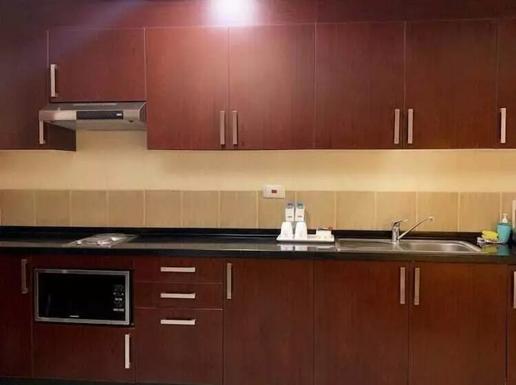 استودیوی سوپریور, Hala Inn Hotel Apartments Baithans