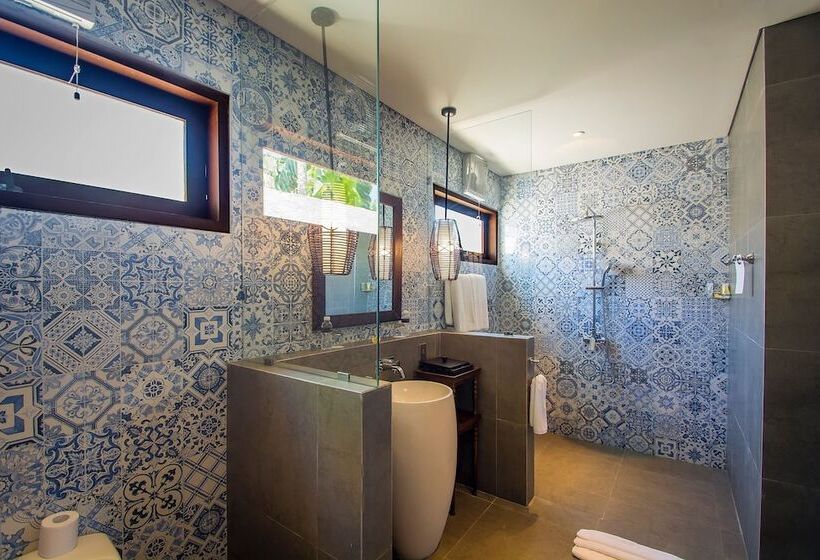 וילה עם חדר שינה אחד ובריכת שחיה, Lembongan Beach Club & Resort