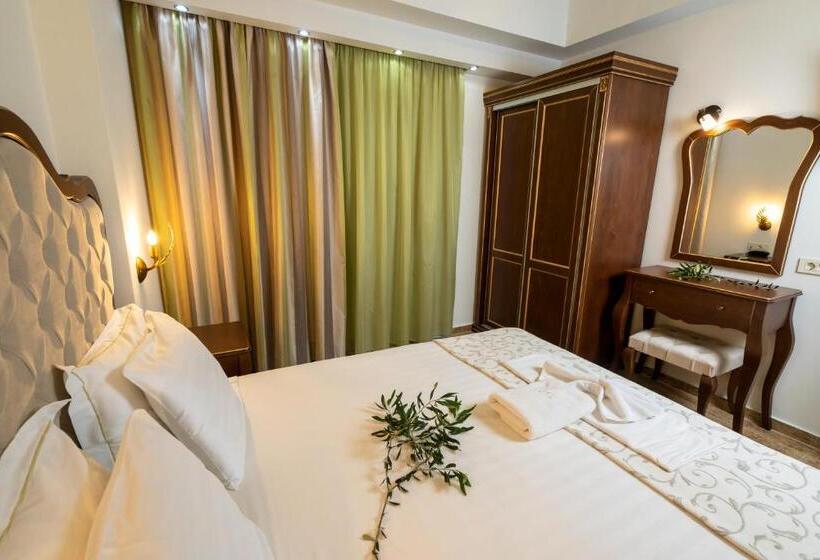 סוויטת ג'וניור משפחתית, Parga Princess