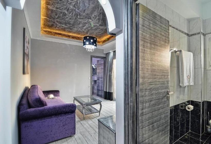 סוויטת ג'וניור משפחתית, Parga Princess