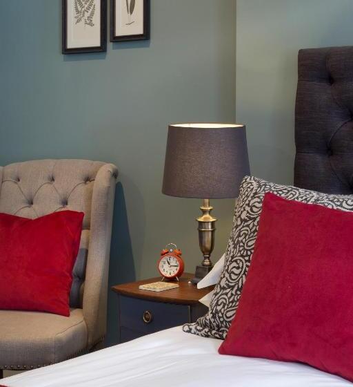 高级大房间, The George Townhouse