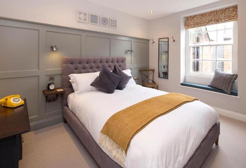 标准间, The George Townhouse