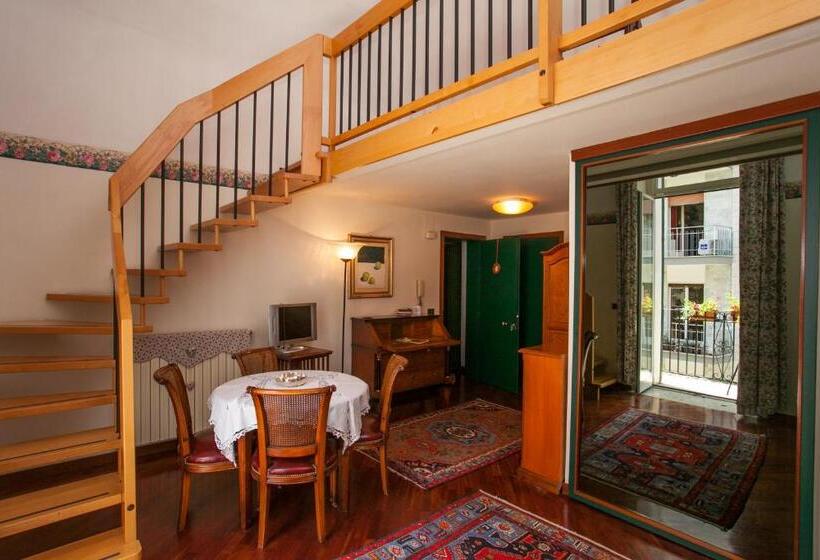 חדר סטודיו סטנדרד, Zodiacus Residence