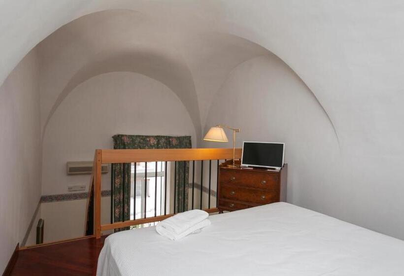 חדר סופריור, Zodiacus Residence