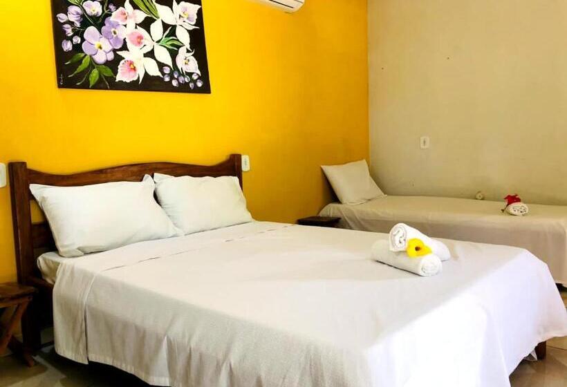 غرفة قياسية رباعية مزودة بشُرفة, Caraiva Recanto Pousada De Ferias