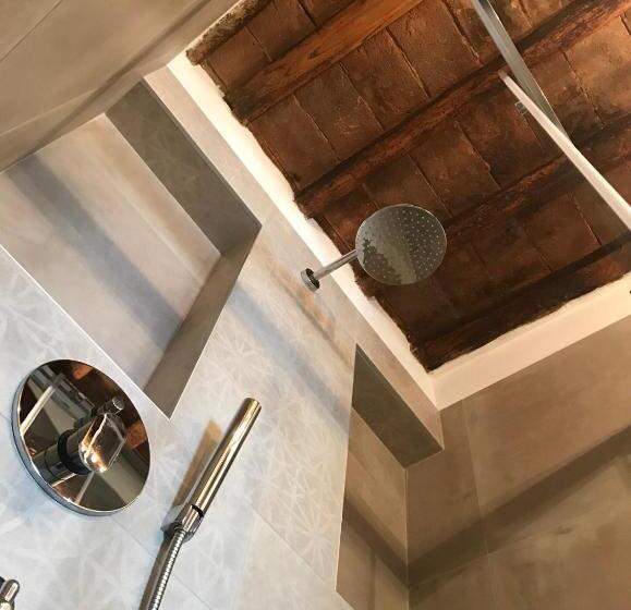 חדר דלוקס, Antica Torre Del Borgo