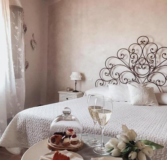 חדר סופריור, Antica Torre Del Borgo