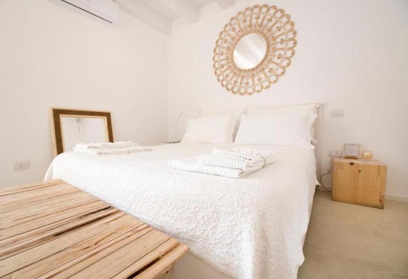 اتاق استاندارد با بالکن, Casa Memi