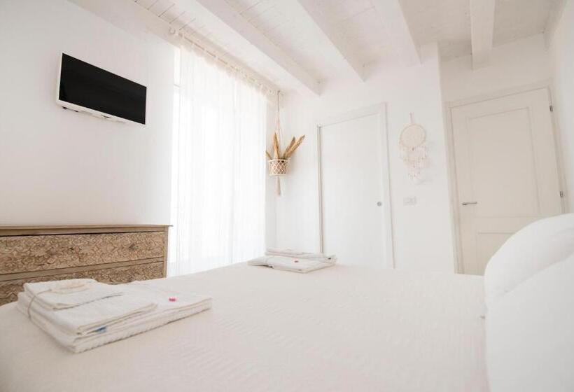 اتاق استاندارد با بالکن, Casa Memi